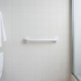 Barra de Apoio 50cm Reta Mebuki Alumínio Branca - 10400414