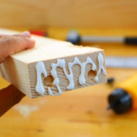 Cola Madeira 250g Unipega - 0513.0074