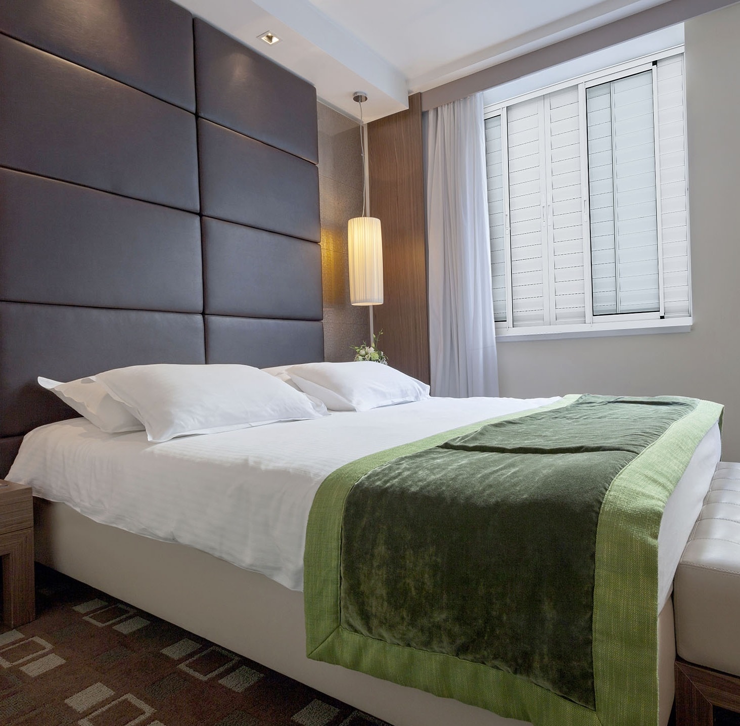 Janela de Alumínio Veneziana 100x150x8,7cm Sasazaki Alumifort 6 Folhas Branca - 70.25.183-3