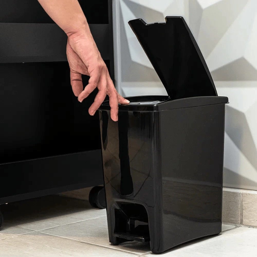 Lixeira de Dupla Abertura Com Pedal Astra 10L Preto - LPDA10PR-PR