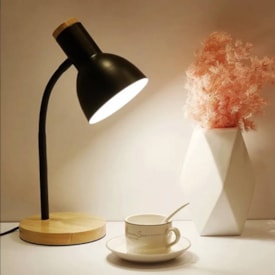 Luminária de Mesa Abajur GMH Desk Orion Preto - LD-ORION-PRETO