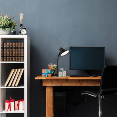 Luminária de Mesa Taschibra TLM 10 Led Preto - 15020018-02