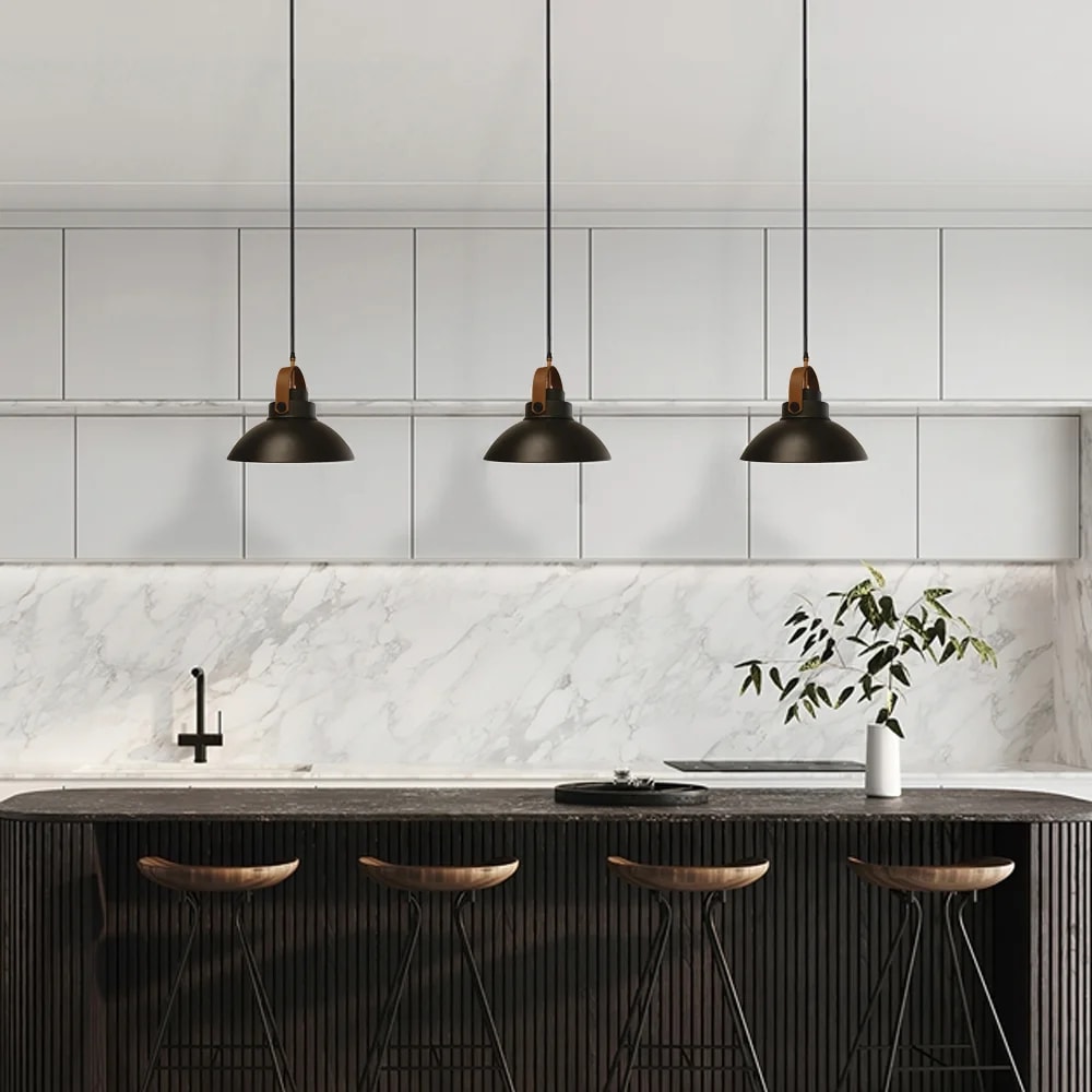 Luminária Pendente Nobre Liano P 26,5x27cm Preto Fosco com Cobre e Alça em Couro - 0230