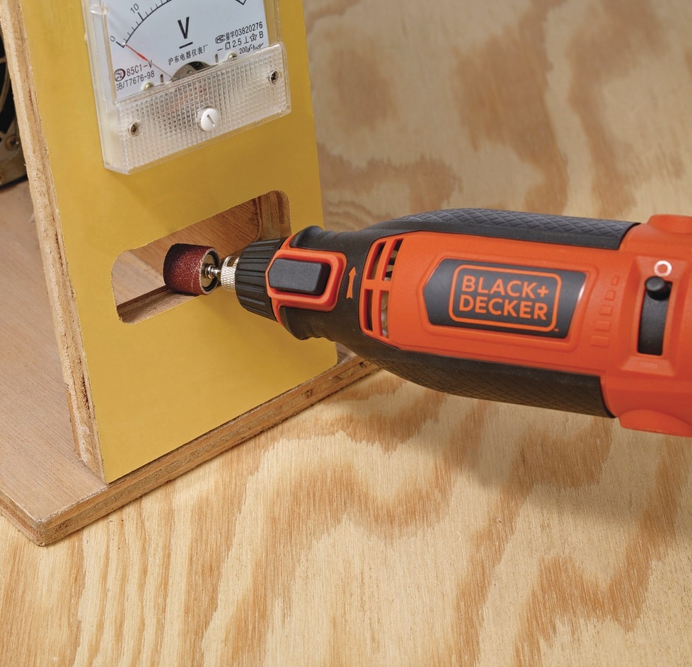 Micro Retifica Black+Decker Kit com Maleta e 113 Acessórios 180w 127v - RT18KA-BR