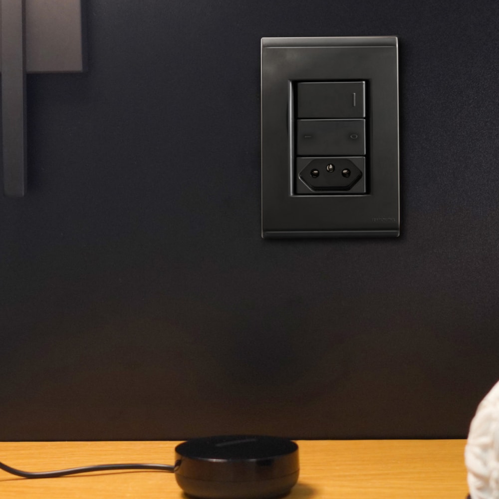 Módulo Tomada 2P+T Tramontina 20A 250V Grafite - 57215038