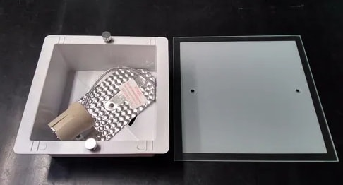 Plafon de Embutir Antares 30x30 Branco - UPZ