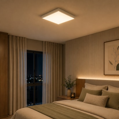 Plafon Led de Sobrepor Taschiba Lux 18W 3000K Quadrado Branco - 15070123