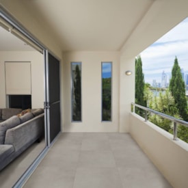 Porcelanato Acetinado 72x72cm Caixa 2,61m² Delta Madrid Bloc Retificado - 3055