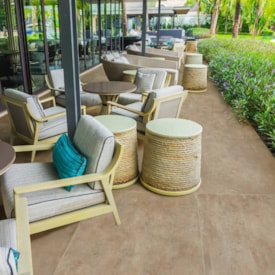 Porcelanato Acetinado 84x84cm Caixa 2,80m² Delta Terrae Moca Retificado - 3040