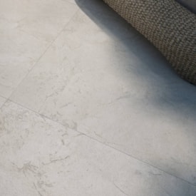 Porcelanato Natural 123x123cm Caixa 3,03m² Villagres Pietra Di Milos Brianco Retificado - 123054