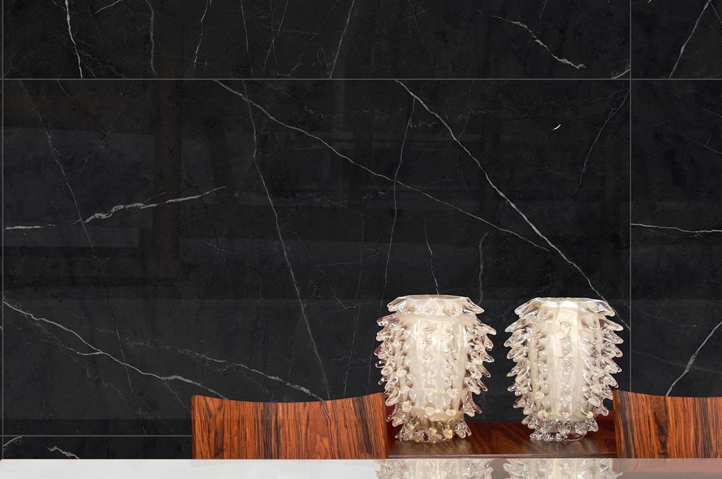 Porcelanato Polido 106.5x106.5cm Caixa 2,27m² Villagres Royal Black Retificado - 106016