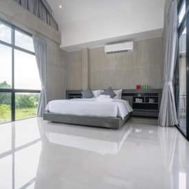 Porcelanato Polido 84x84cm Caixa 2,80m² Delta Barcelona Plata Retificado - 2225