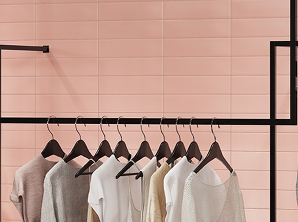 Revestimento Porcelanato Acetinado 7,7x30,5cm Caixa 1,08m² Roca Ombre Lady Blush - F14B0JZ091