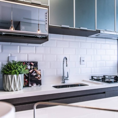 Revestimento Porcelanato Brilhante 10x20cm Caixa 1,00m² Eliane Metro White Bold - 8052094