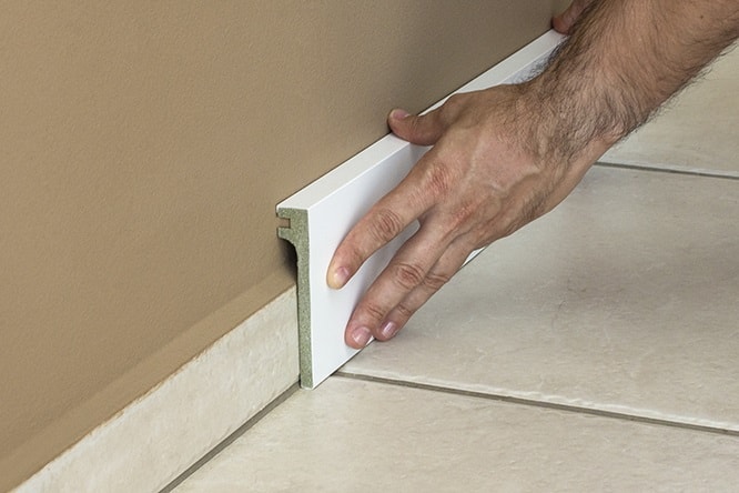 Rodapé 548 Santa Luzia 240x11cm Branco - 27856