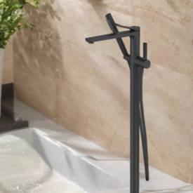 Torneira Monocomando para Banheira com Pedestal Dax Ada com Ducha Black - DAX-2822-AD-BL